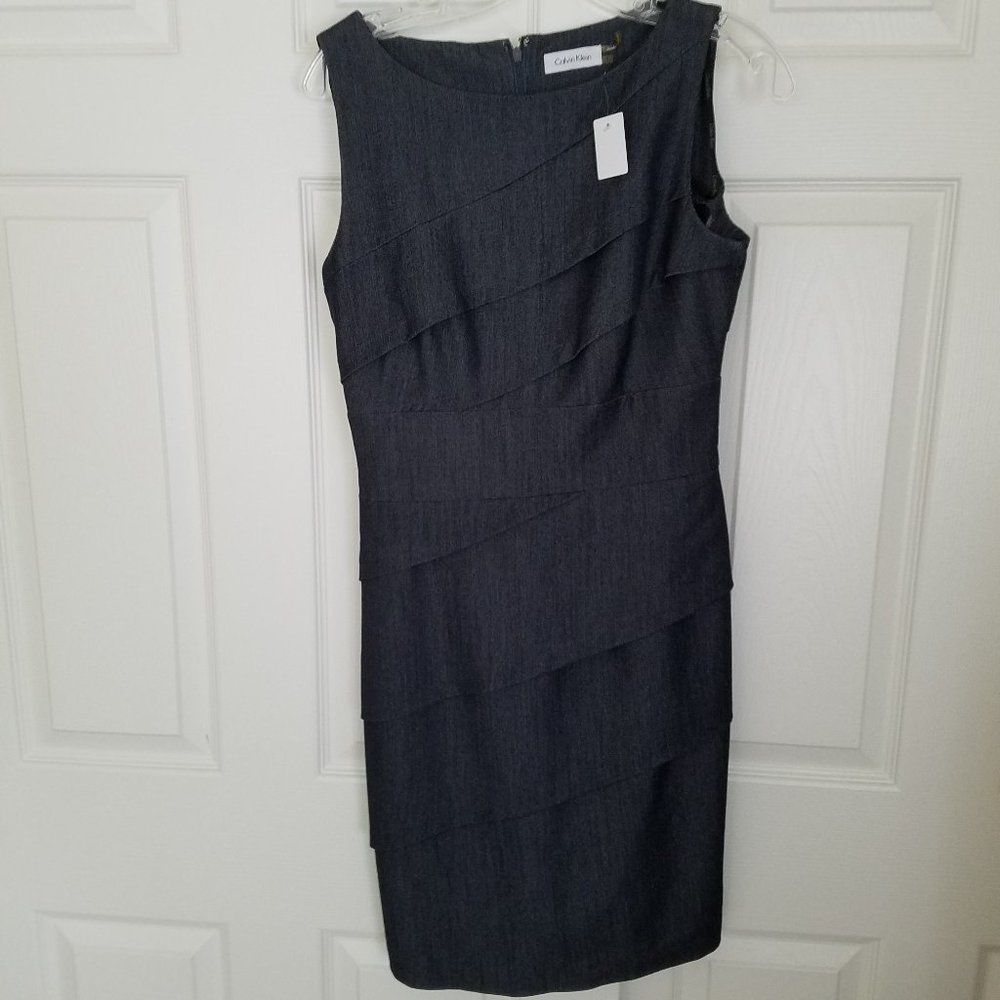 Calvin Klein Sleevless Womans size 6 Dress EUC